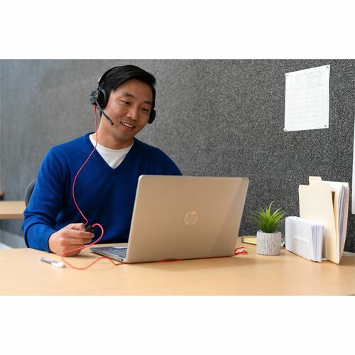 HP Poly Blackwire 8225-M Stereo USB-C Headset with USB-C/A Adapter Black (8X225AA)