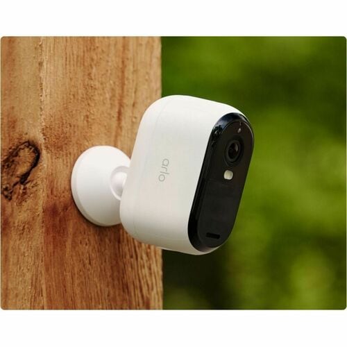 Arlo Essential 2K Outdoor Security Camera 4 Camera Kit 4MP Wi-Fi with Colour Night Vision, Spotlight & HDR - White