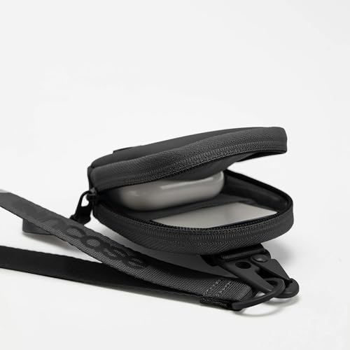 INCASE A.R.C. COMPACT POUCH - BLACK