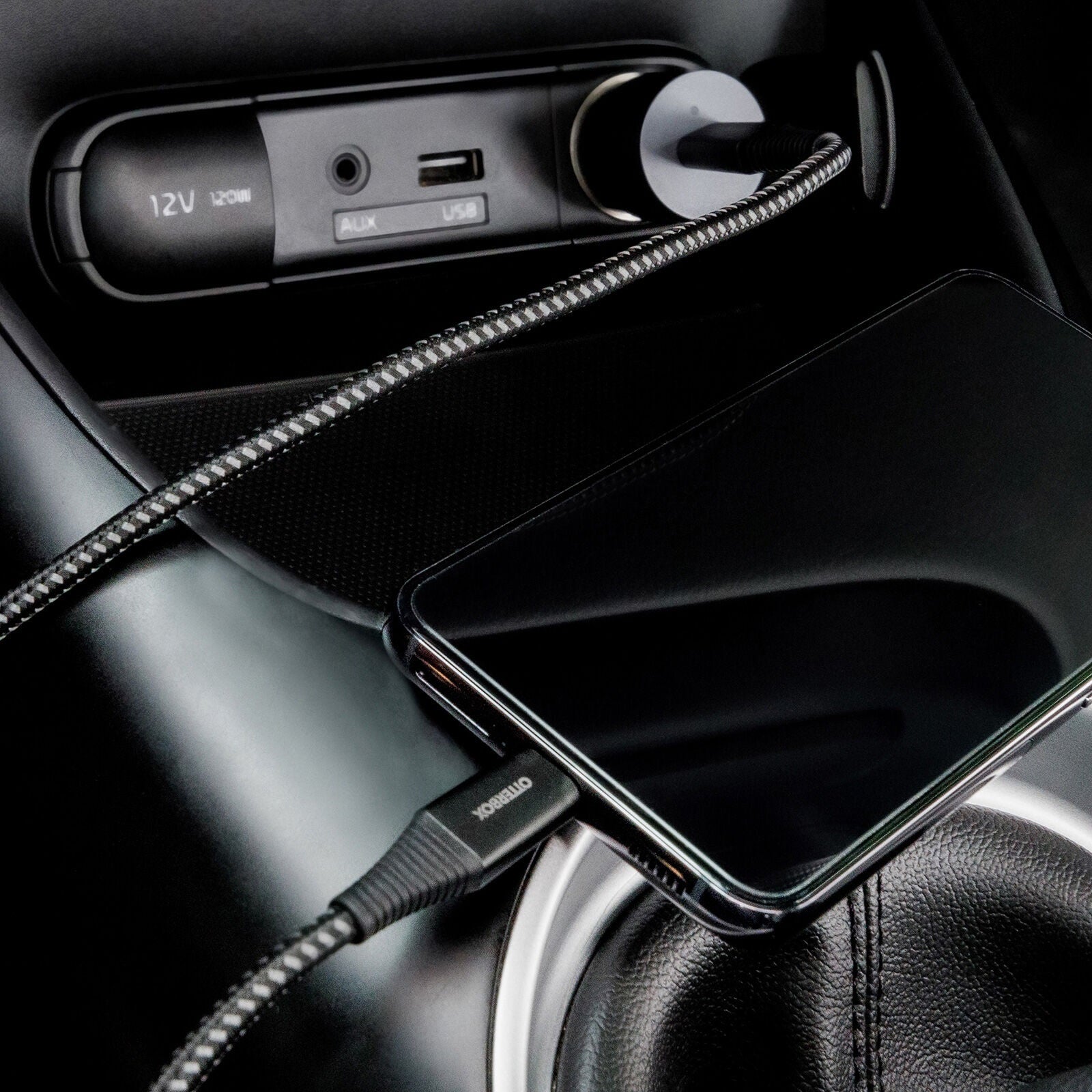 OtterBox 72W USB-C Triple Port Premium Pro Fast Car Charger - Black - 78-80899